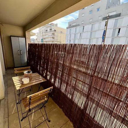 Renove Au Coeur Du Quartier Commercant Apartment Colombes (Hauts-de-Seine)